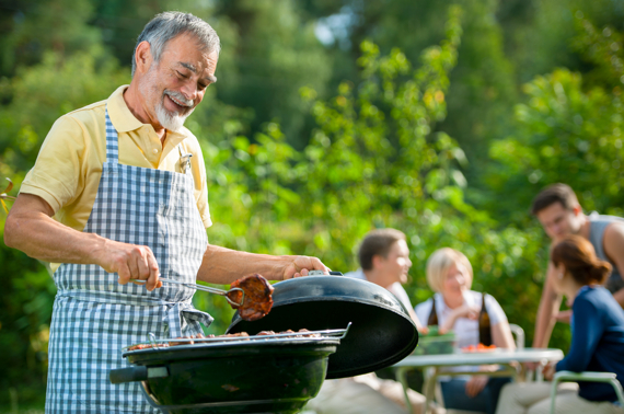 Grillen im eigenen Garten