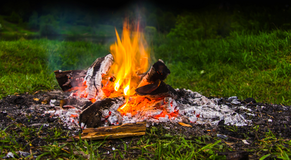 Ist Lagerfeuer Im Eigenen Garten Erlaubt Das Gartenmagazin