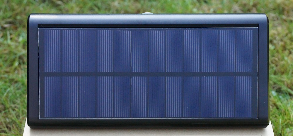Solarzelle an Gartenlampe von Abrillo