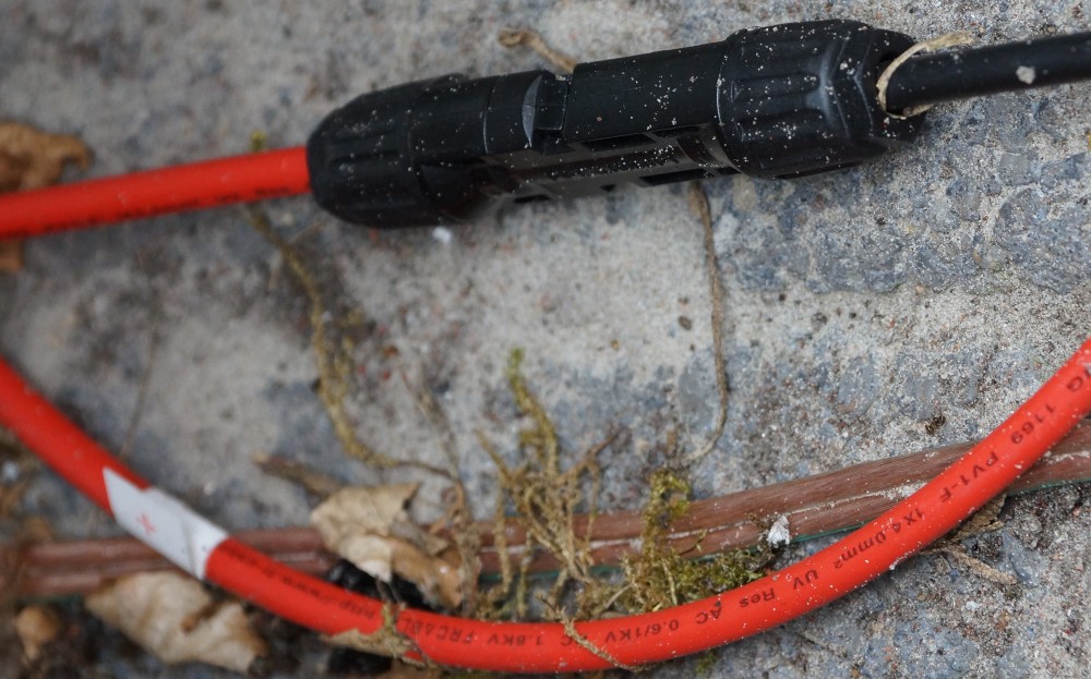 Solarkabel mit Stecker