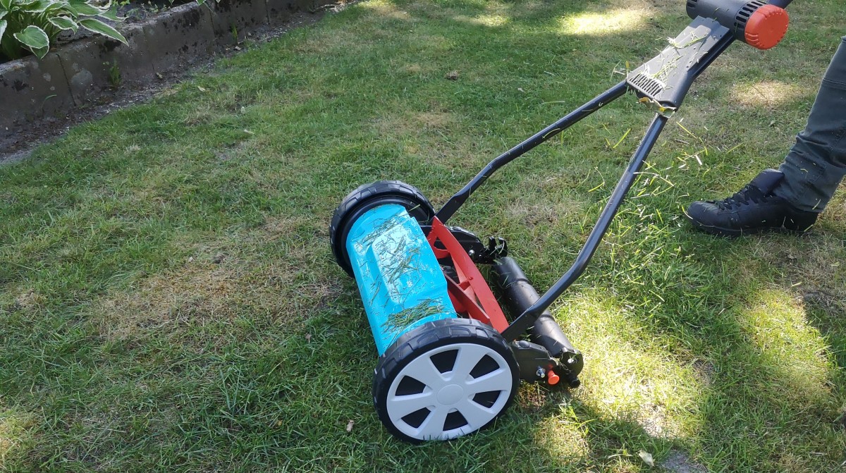 Gardena Spindelmäher 330 mäht