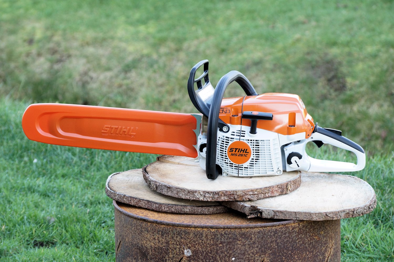 STIHL MS 261C-M im Test - Motorsäge mit 4,1 PS › Das Gartenmagazin